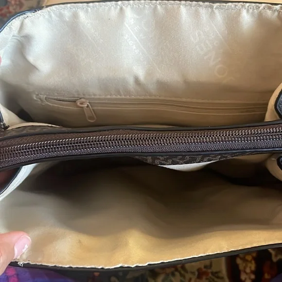 Jones NewYork signature backpack - Picture 2 of 2